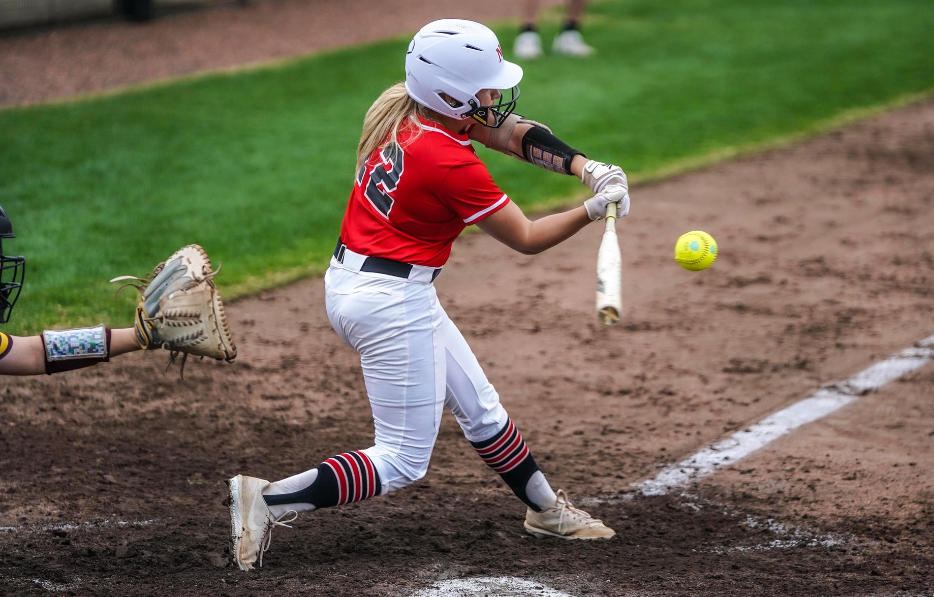 Northwest Florida Softball Routs Des Moines, Falls to Pearl River