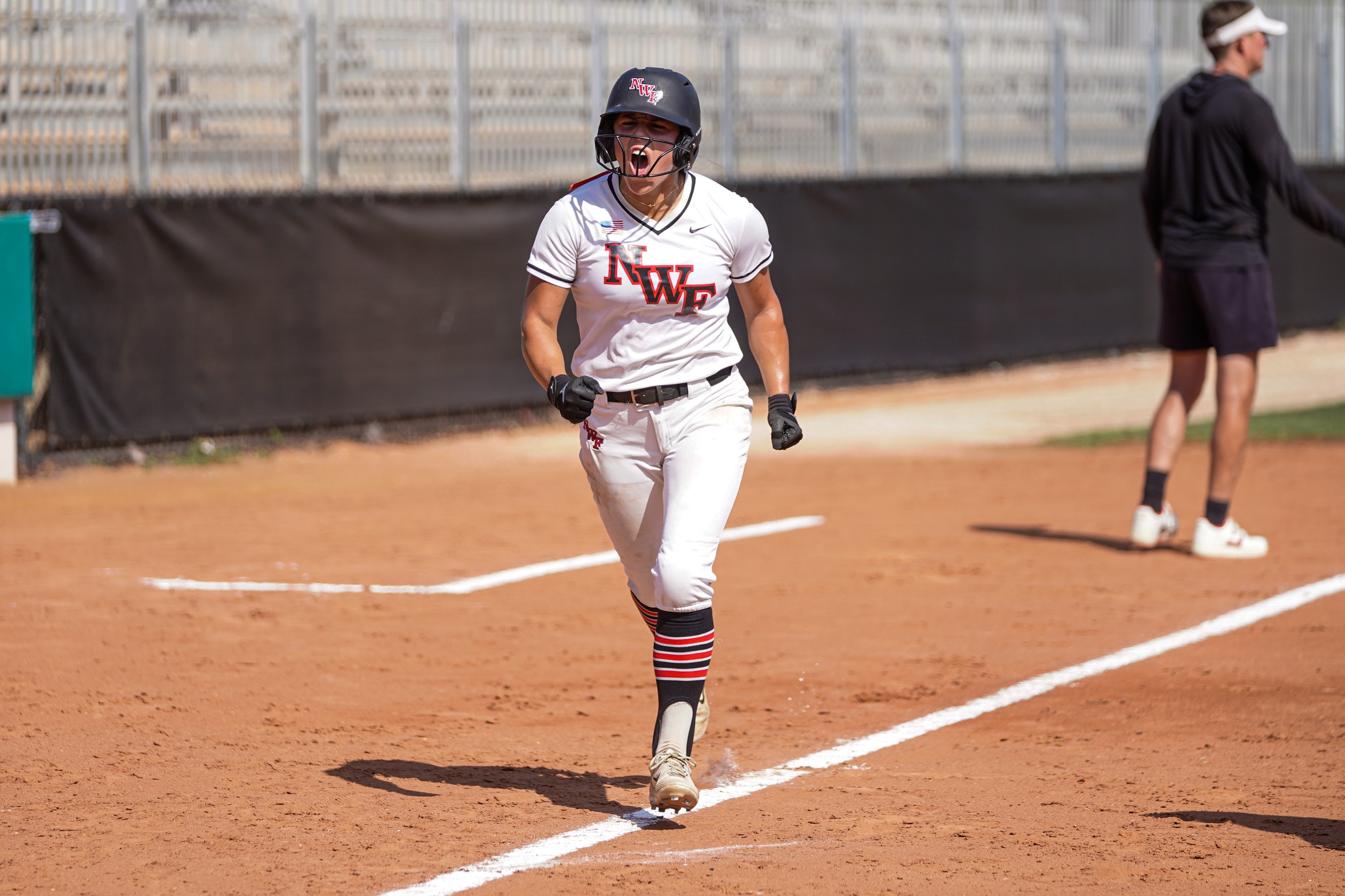 Heyl Earns Win No. 32 as NWF Survives Seminole State With 4-1 Victory